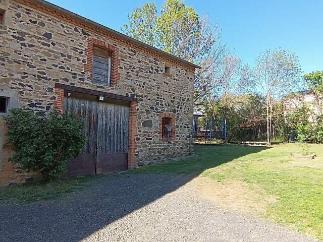 Maison à vendre 2 pièces SAINT GERVAZY (63) — photo du bien