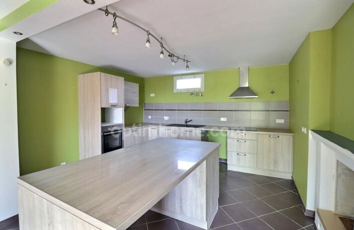 VALLONS-DE-L'ERDRE – Maison familiale T7 (126 m²) au calme : Énergie auto-financée et vie à pied ! — photo 4