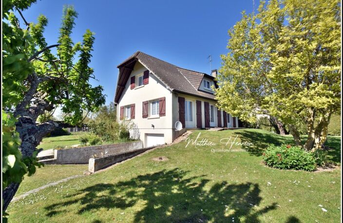 Maison familiale 4 chambres avec vie de plain-pied, sous-sol total et jardin de 1 380 m² — photo 3