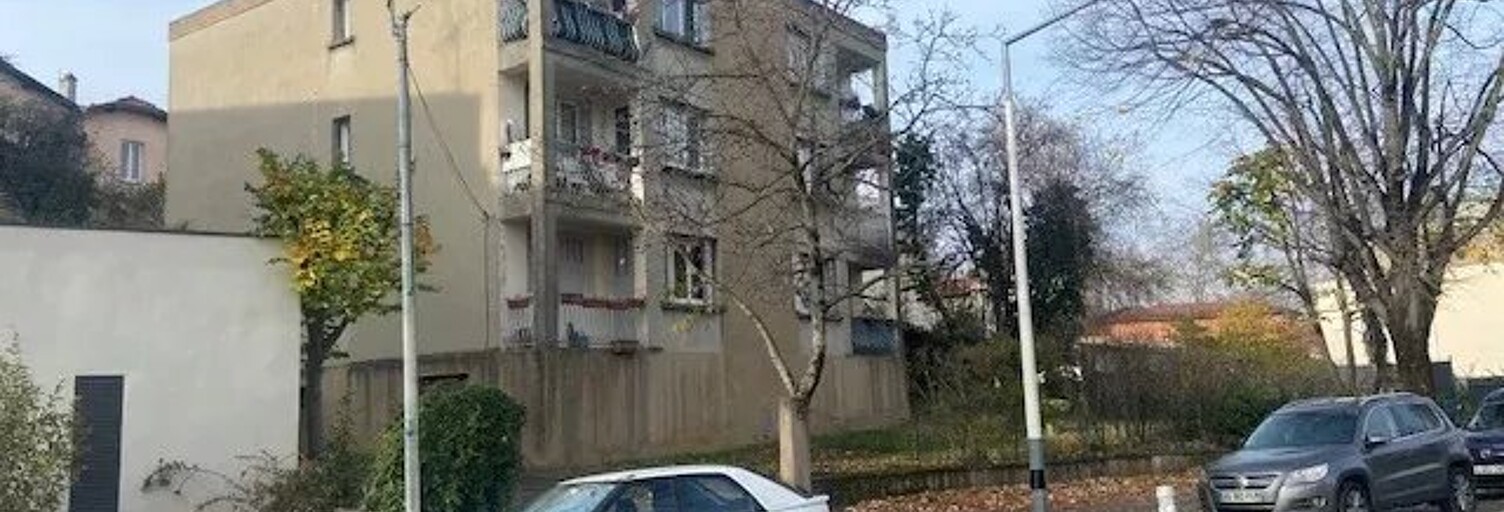 Immeuble   m² à vendre à Vénissieux (69200)