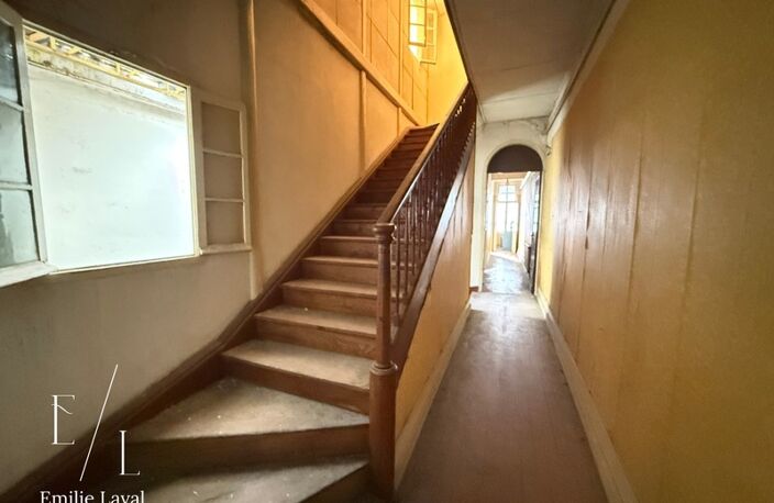 Immeuble centre-ville Ste Foy-la-Grande – Local commercial + potentiel 5 logements — photo 4