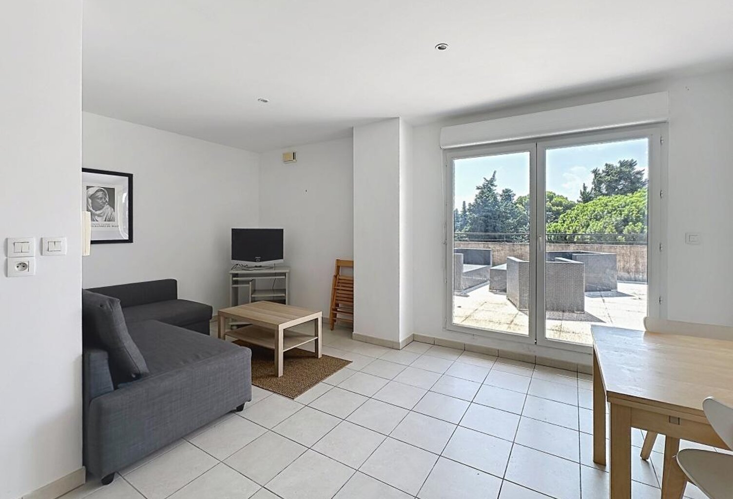 Appartement meublé Avignon 2 pièce(s) 42.22m2 - Proche remparts et grande terrasse — photo 1