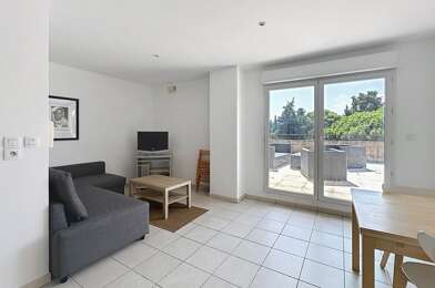 Appartement 2 pièces 740 €
