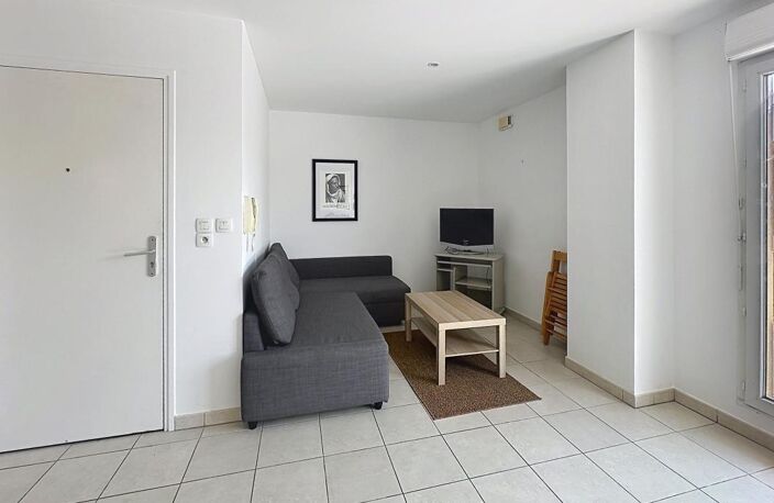 Appartement meublé Avignon 2 pièce(s) 42.22m2 - Proche remparts et grande terrasse — photo 2