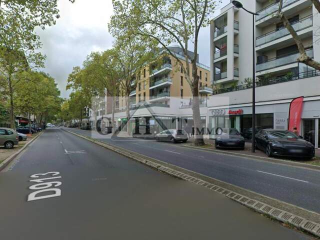 BOUTIQUE  A VENDRE 1130M2 RUEIL MALMAISON — photo du bien