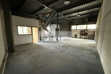 Local industriel  2800 €