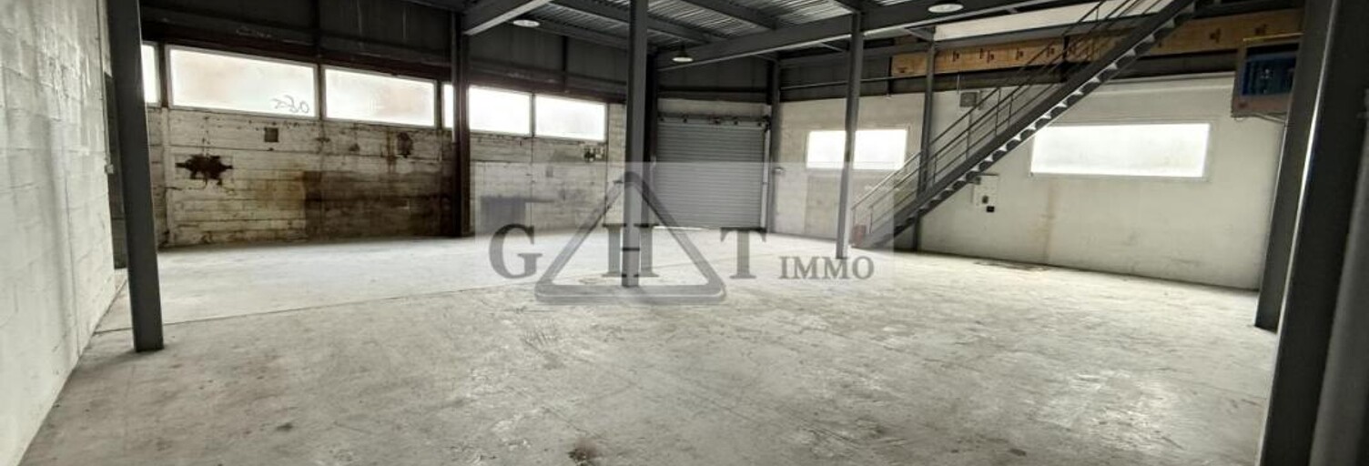 Local industriel  280 m² à louer à Montreuil (93100)
