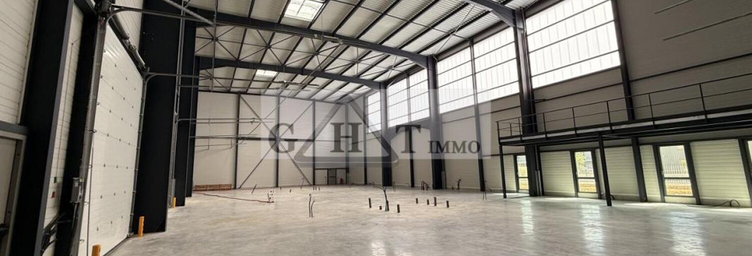 Local industriel  150 m² à louer à Croissy-Beaubourg (77183)