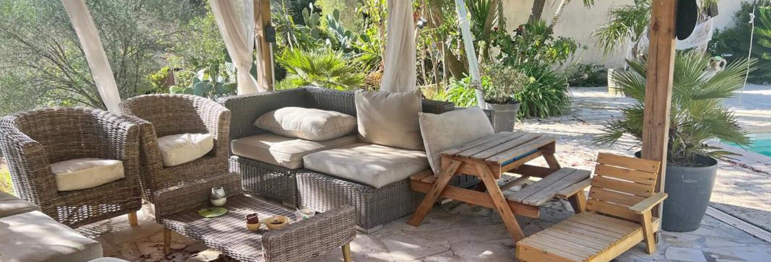 Maison 9 Pièces 220 m² à vendre à Alata (20167)