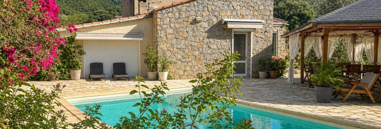 Maison 9 Pièces 220 m² à vendre à Alata (20167)