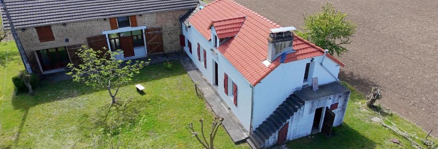 Maison 12 Pièces 267 m² à vendre à Escoubès (64160)