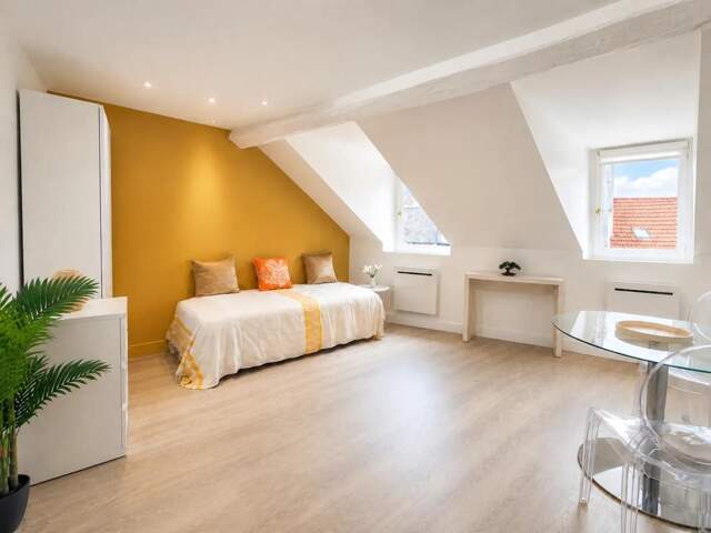 Charmant studio rénové au cœur de Saint-Germain — photo du bien