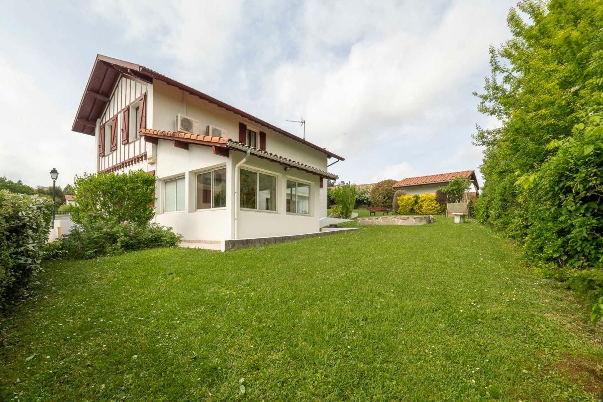 Villa / Maison  T5 à vendre Mouguerre 64990