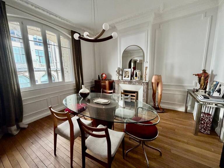 Appartement À Vendre — photo 1