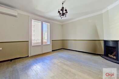 Appartement 3 pièces 145000 €
