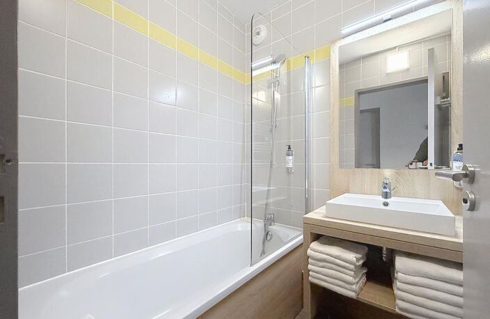 Appartement T2 bis – Résidence de tourisme – Quartier La Ville en Bois — photo 5