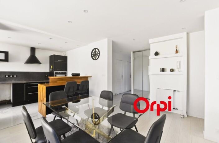 Coup de coeur assuré pour cet appartement entièrement rénové — photo 4