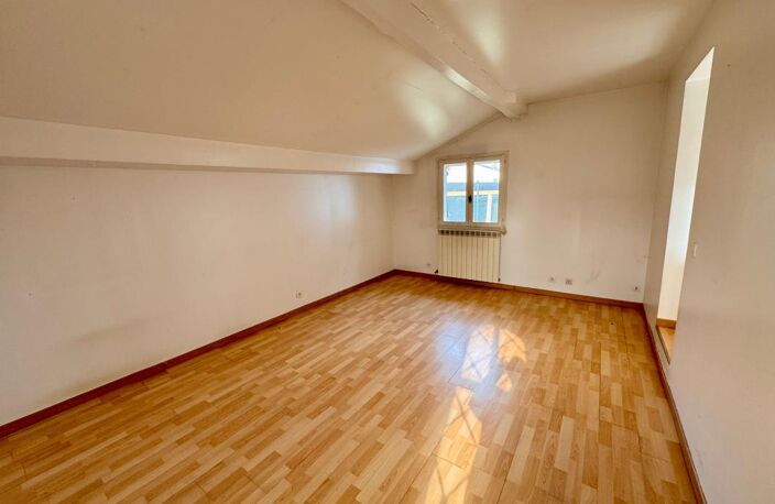   À seulement 10 minutes de DAX – Maison de caractère avec fort potentiel !   — photo 3
