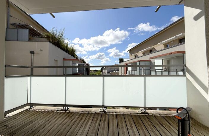 TOURNEFEUILLE – T2 RÉCENT AVEC BALCON ET PARKING EXTÉRIEUR — photo 3