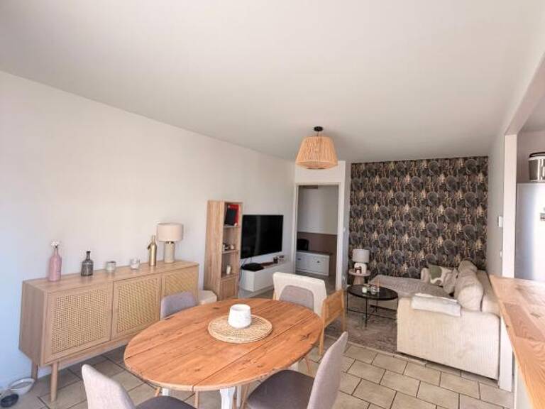 Appartement À Vendre — photo 1