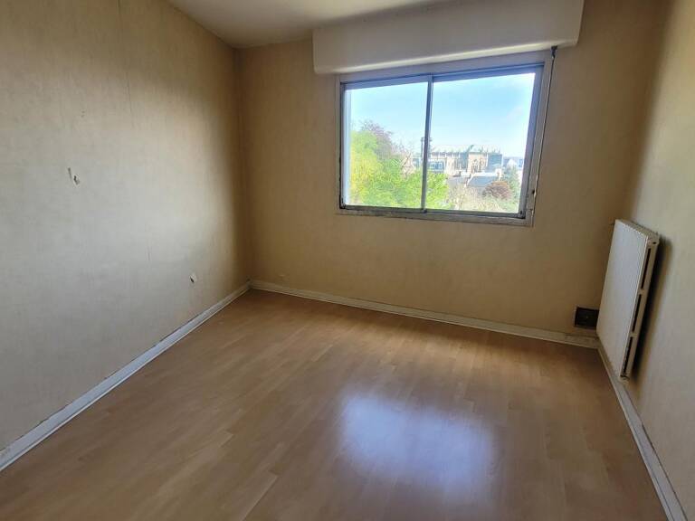 Appartement À Vendre — photo 1