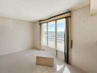Appartement T3/T4 Orléans 71m² | Balcon & Vue 6e étage | Proche Tram & Commerces | Ravalement récent | Possibilité 3 chambres | Idéal Investisseur — photo 3