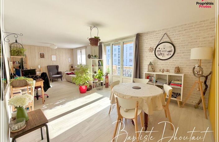 APPARTEMENT FAMILIAL T4/T5 DE 84 m² — photo 3