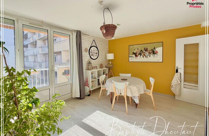 APPARTEMENT FAMILIAL T4/T5 DE 84 m² — photo 4