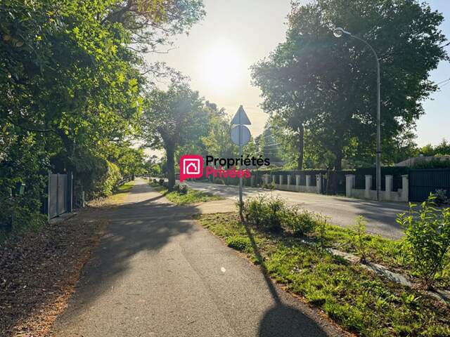 HOURTIN PORT - TERRAIN VIABILISE  - 989M2 -  DOUBLE CONSTRUCTION POSSIBLE — photo du bien