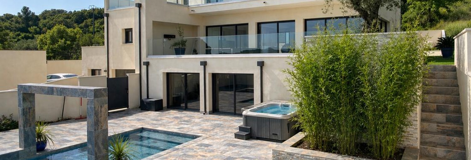 Maison 7 Pièces 348 m² à vendre à Villeneuve-lès-Avignon (30400)