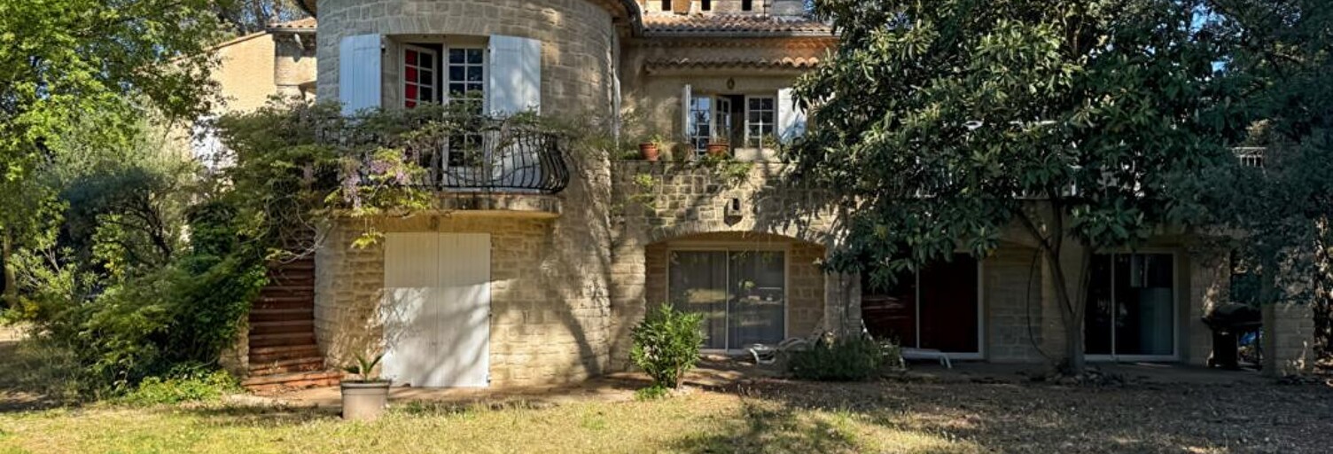 Maison 16 Pièces 400 m² à vendre à Carpentras (84200)