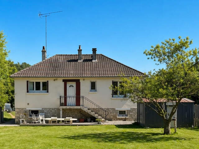 Maison 5 pièce(s) 70m2 sous-sol complet terrain de 1700m2 — photo du bien