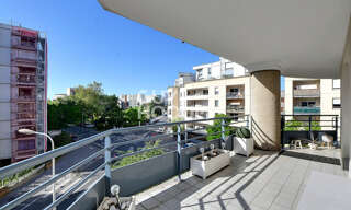 Appartement 5 Pièces 106 m² à vendre à Lyon 8 (69008)