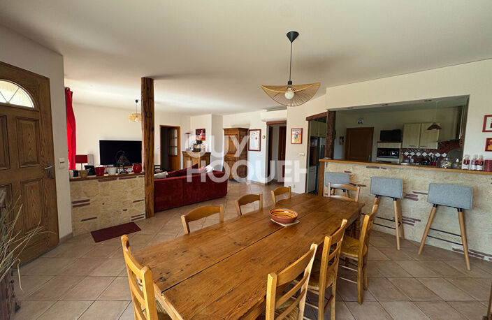 Maison 5 chambres, sous sol complet et jardin. — photo 2