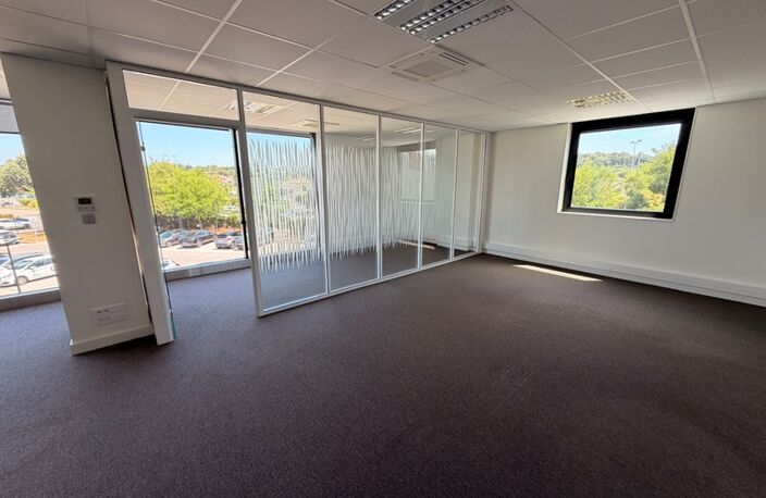 bureaux à vendre CHAPONOST (69) magnifique plateau de 160m2 dans l'immeuble LW1, face à la gare de Chaponost — photo 5