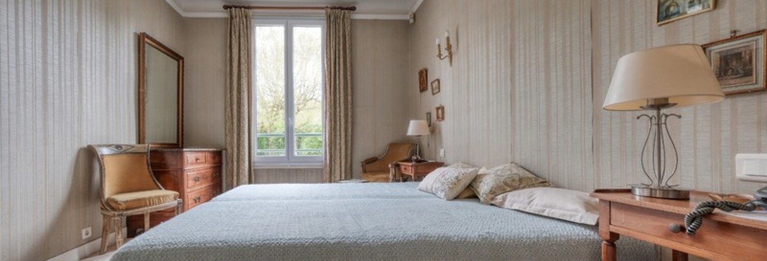 Maison 8 Pièces 182 m² à vendre à Saint-Lambert (78470)