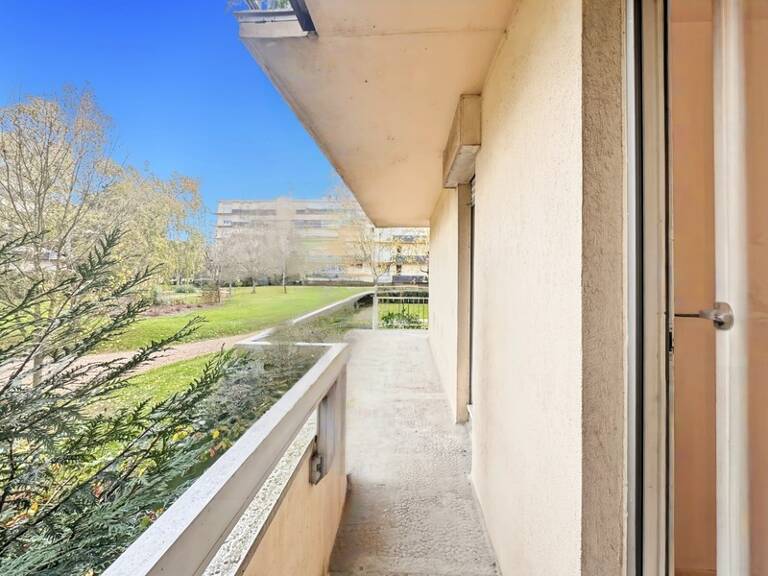 Angers – Quartier Roseraie Appartement T3 traversant avec large balcon d’angle, cave et parking er de la Roseraie découvrez cet appartement T3 qui of — photo 1