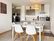 LA ROCHELLE, quartier Saint-Maurice. Appartement 3 pièces avec loggia et parking — photo 2