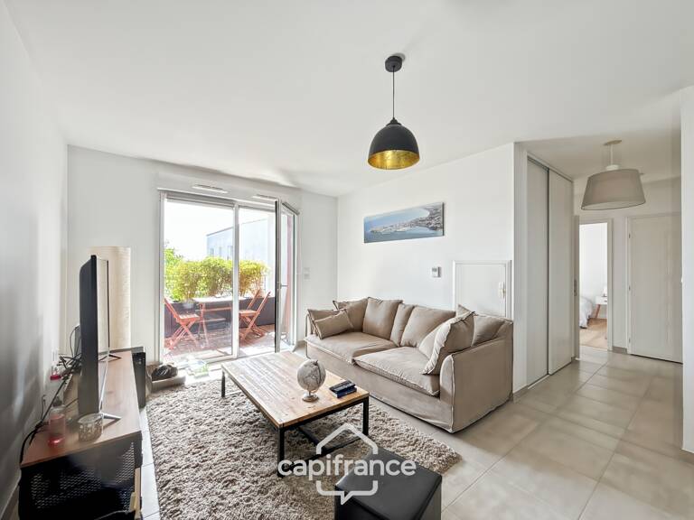 LA ROCHELLE, quartier Saint-Maurice. Appartement 3 pièces avec loggia et parking — photo 1