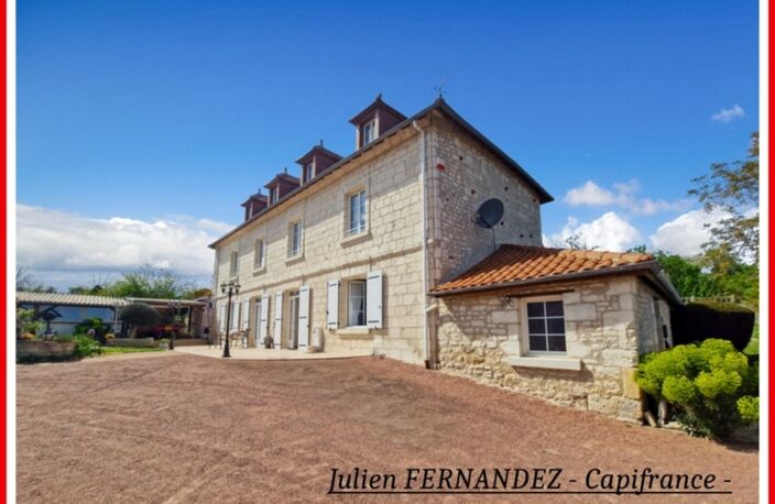 Dpt Vienne (86), à vendre CHÂTELLERAULT Propriété P15 de 385,12m² -Terrain de 21142m² — photo 2