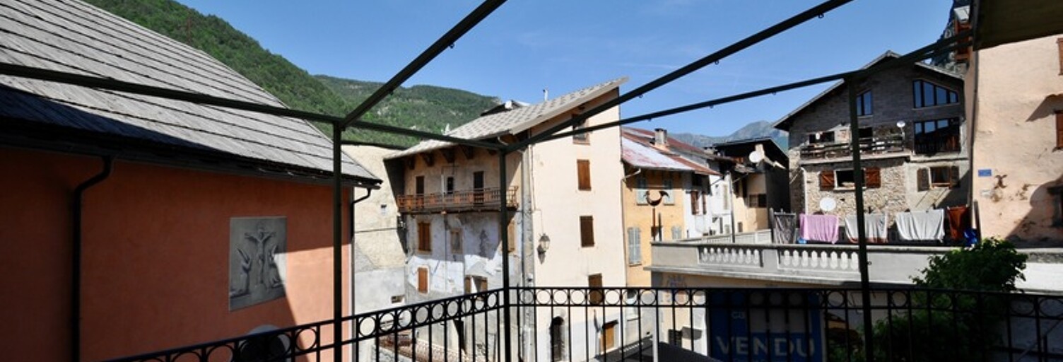 Maison 4 Pièces 70 m² à vendre à Guillaumes (06470)