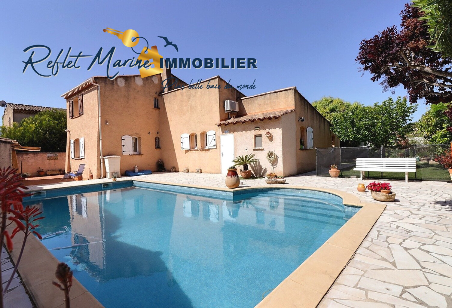 LA CIOTAT Saint-Jean, maison de type 4 avec garage, pool hou — photo 1