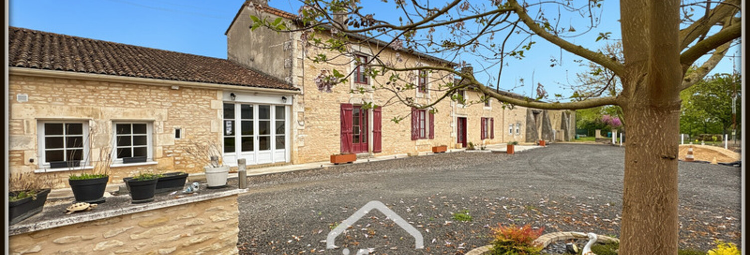 Maison 6 Pièces 200 m² à vendre à Champigny en Rochereau (86170)