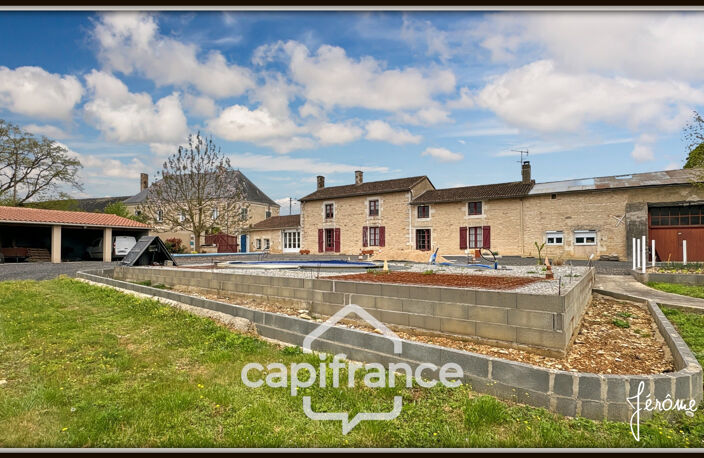 Maison en pierre à vendre 6 pièces 4 chambres + studio indépendant sur terrain 3 260 m² avec dépendances Champigny-En-Rochereau (86) — photo 4