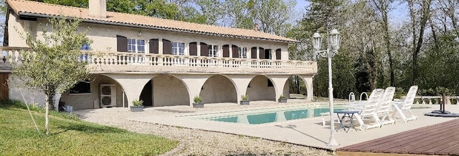 Maison 7 Pièces 208 m² à vendre à Vœuil-et-Giget (16400)