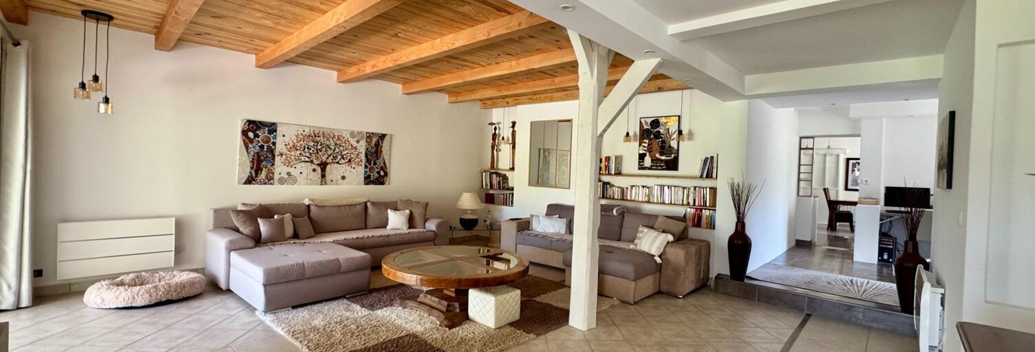 Maison 5 Pièces 244 m² à vendre à Sainte-Livrade-sur-Lot (47110)