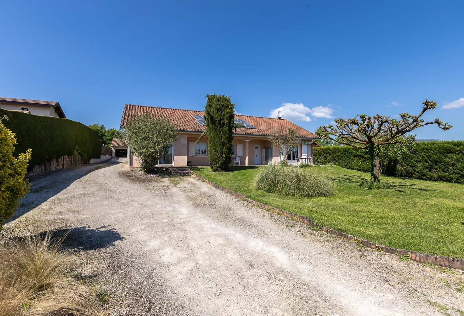 MAISON FAMILIALE 210 m² – 5 CHAMBRES – TERRAIN — photo 1