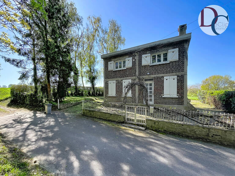 MAISON A RENOVER SUR PARCELLE DE 980 m2 — photo 1