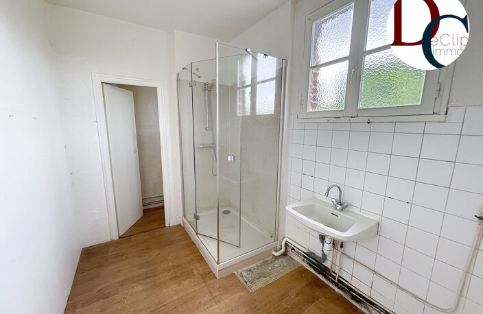 MAISON A RENOVER SUR PARCELLE DE 980 m2 — photo 5
