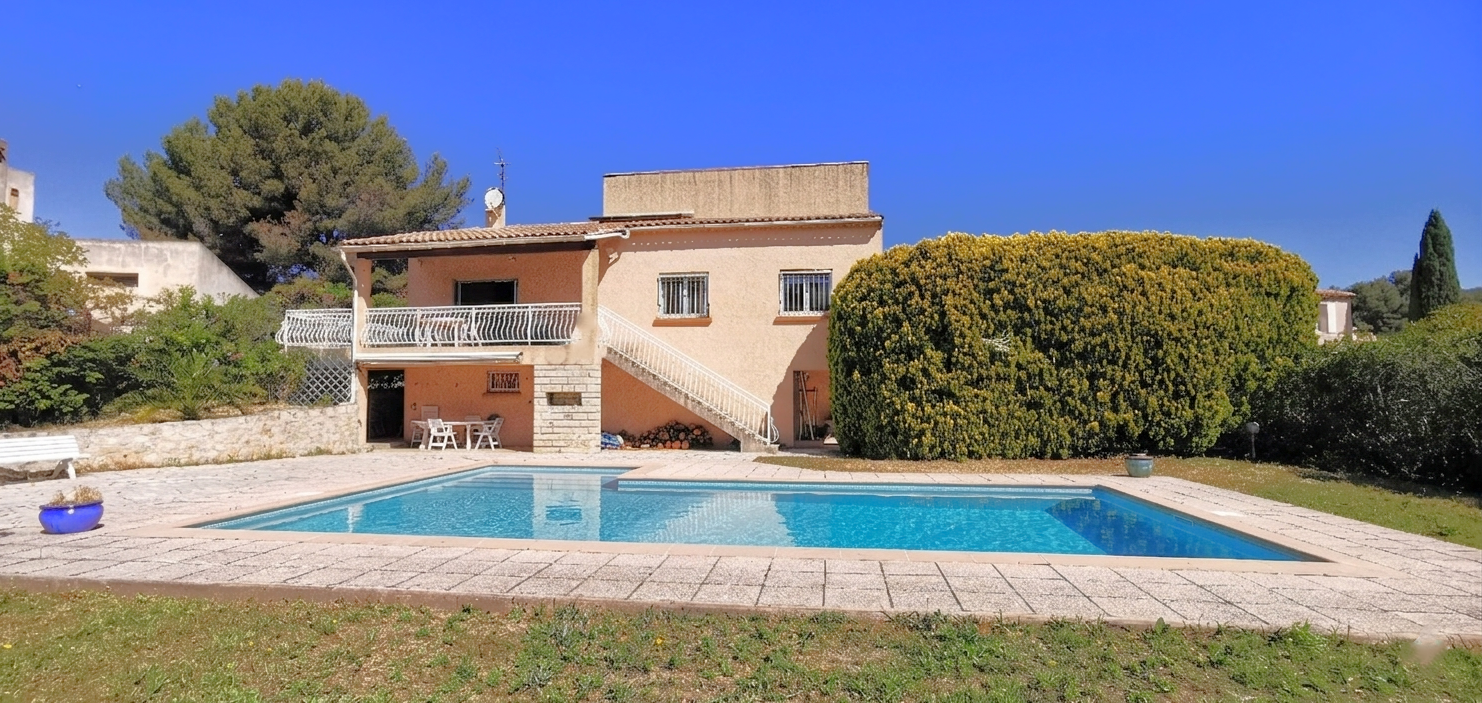 Villa / Maison  T5 à vendre Cassis 13260